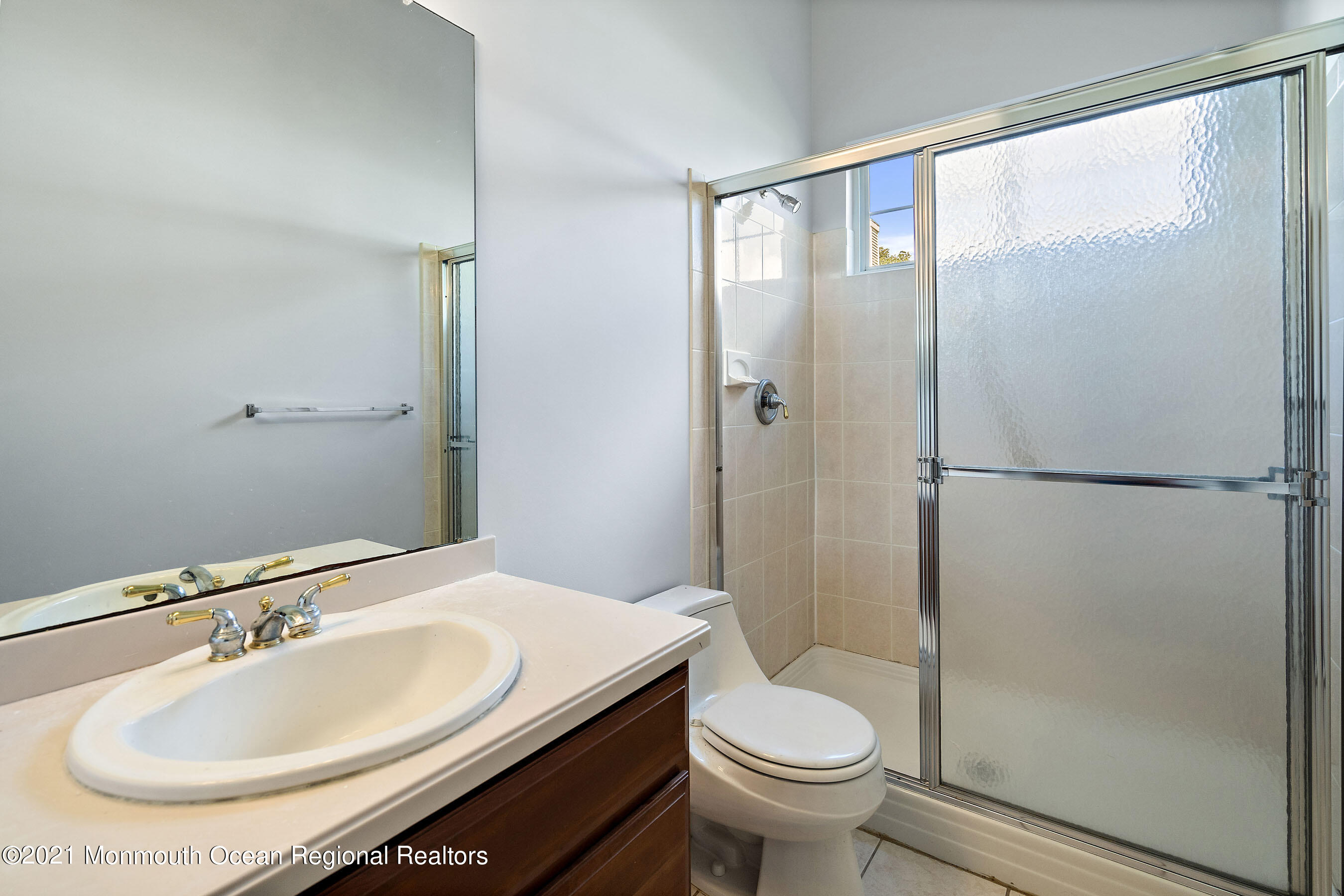 2571 Morningstar Road Manasquan, NJ 08736 - Photo 14 of 32 Lavatory2