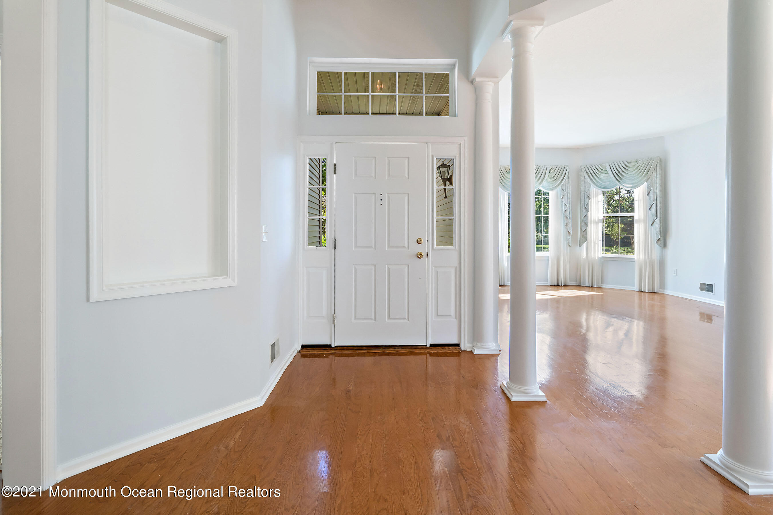 2571 Morningstar Road Manasquan, NJ 08736 - Photo 4 of 32 Foyer