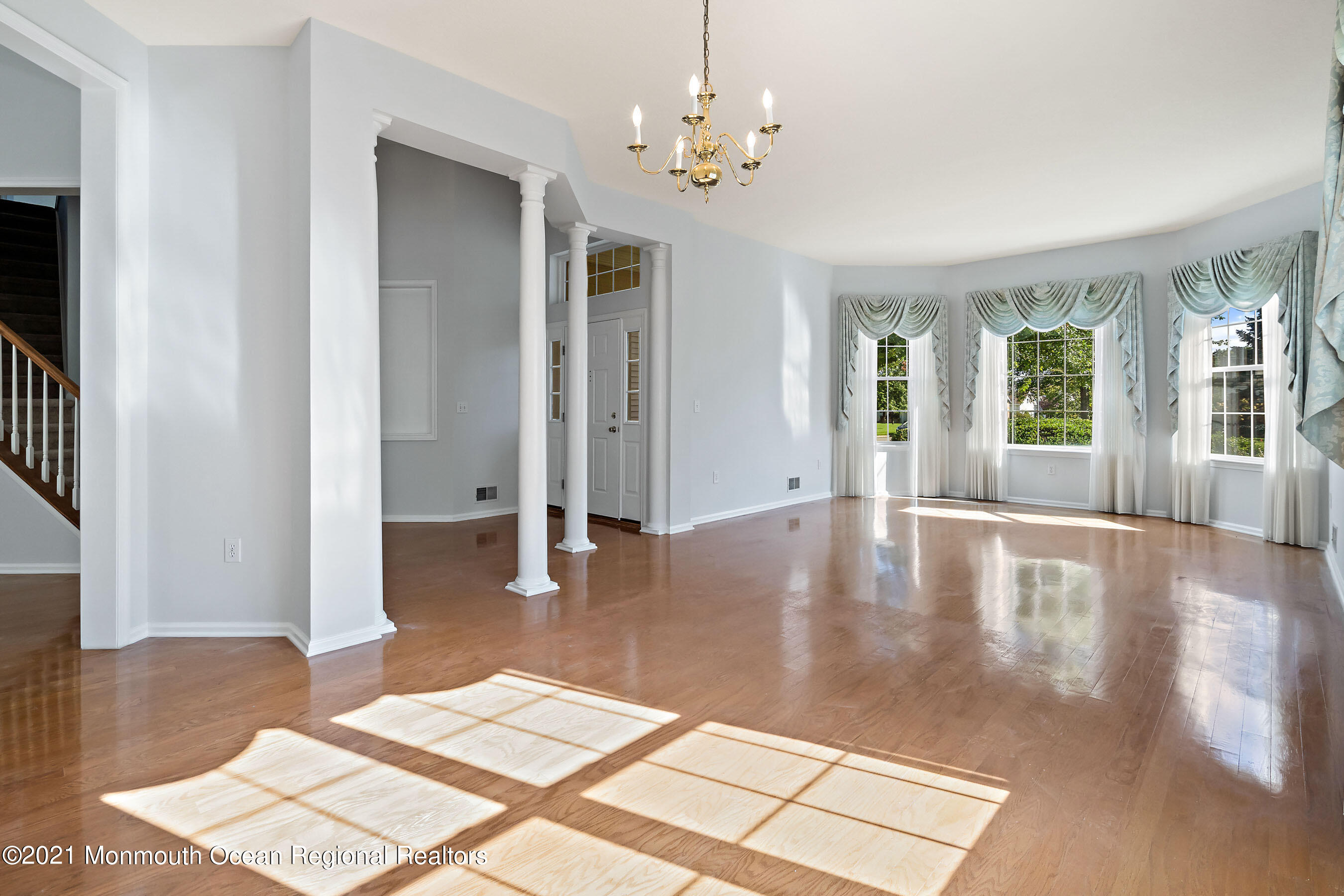 2571 Morningstar Road Manasquan, NJ 08736 - Photo 5 of 32 Foyer1