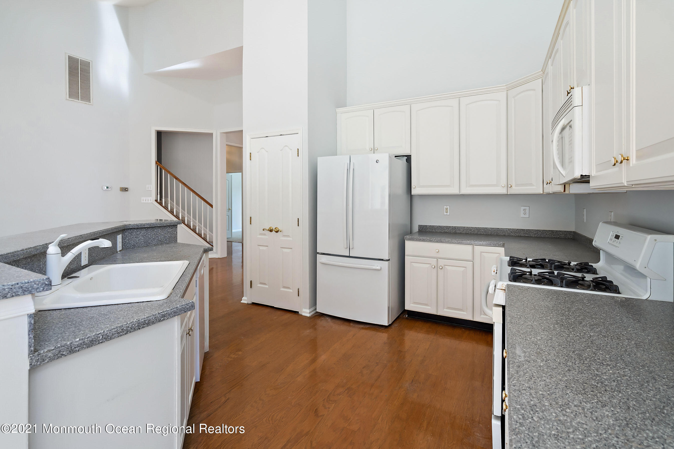 2571 Morningstar Road Manasquan, NJ 08736 - Photo 7 of 32 Kitchen1a
