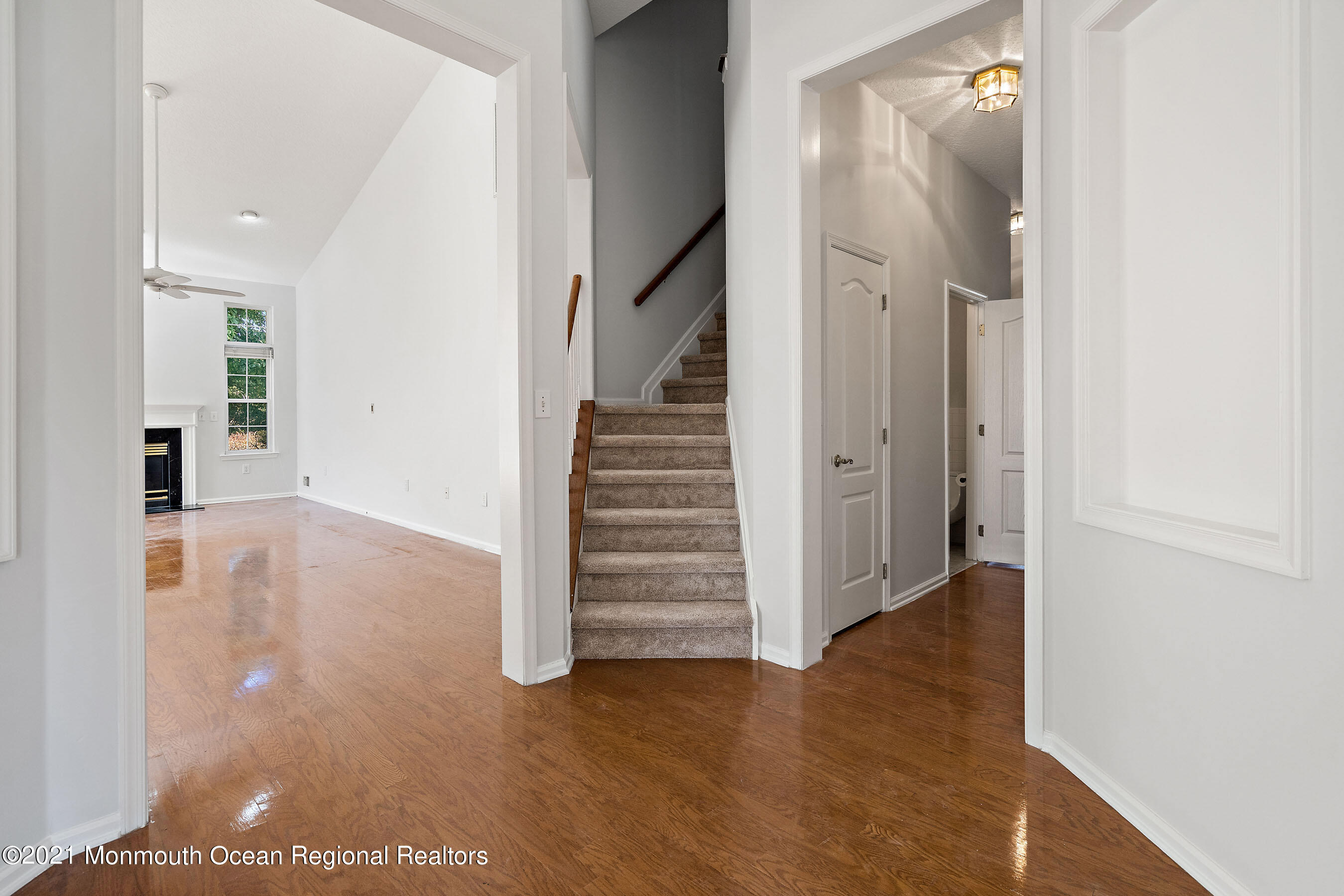 2571 Morningstar Road Manasquan, NJ 08736 - Photo 9 of 32 Stairs