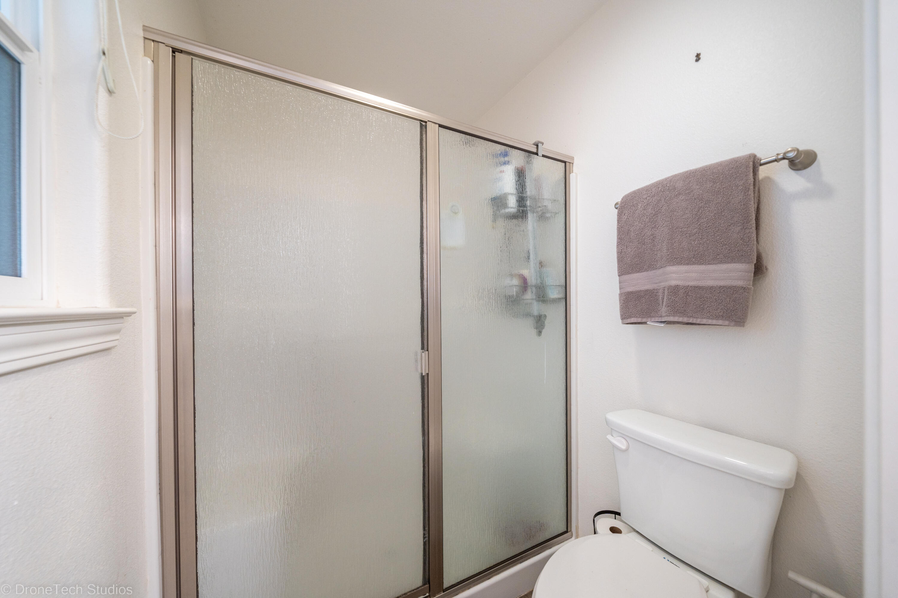 9064 Placer Road Redding, CA 96001 - Photo 29 of 74 9064 Placer Rd-31