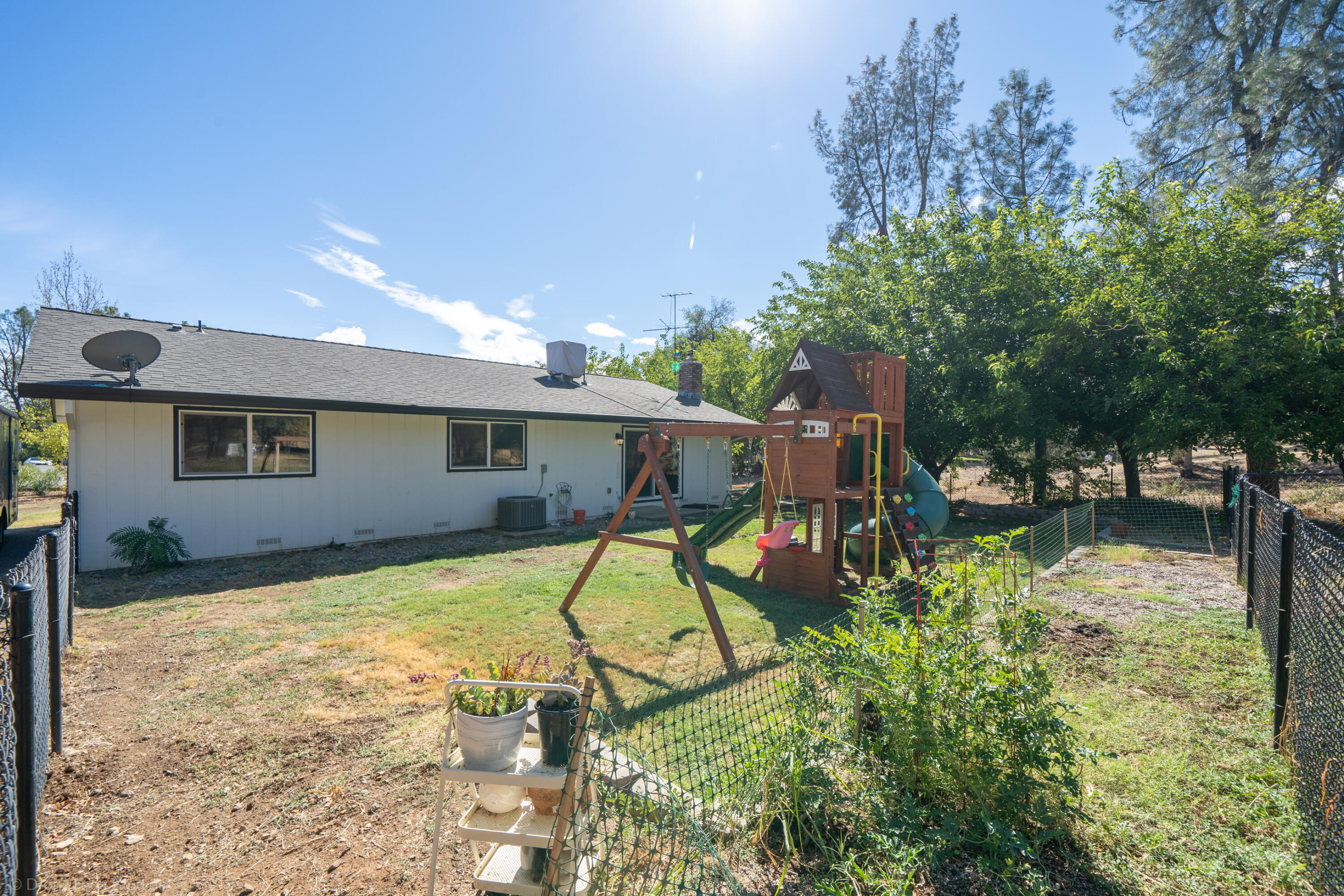 9064 Placer Road Redding, CA 96001 - Photo 40 of 74 9064 Placer Rd-47