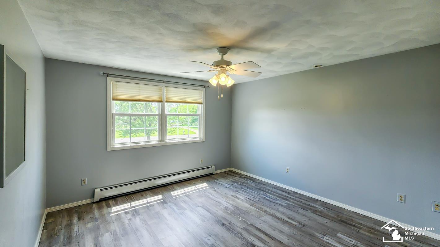 4872 East Dunbar Road Monroe, MI 48161 - Photo 21 of 41 50142805-426f25a1-1924-4f62-b99e-cd5cc8d564f0.JPG
