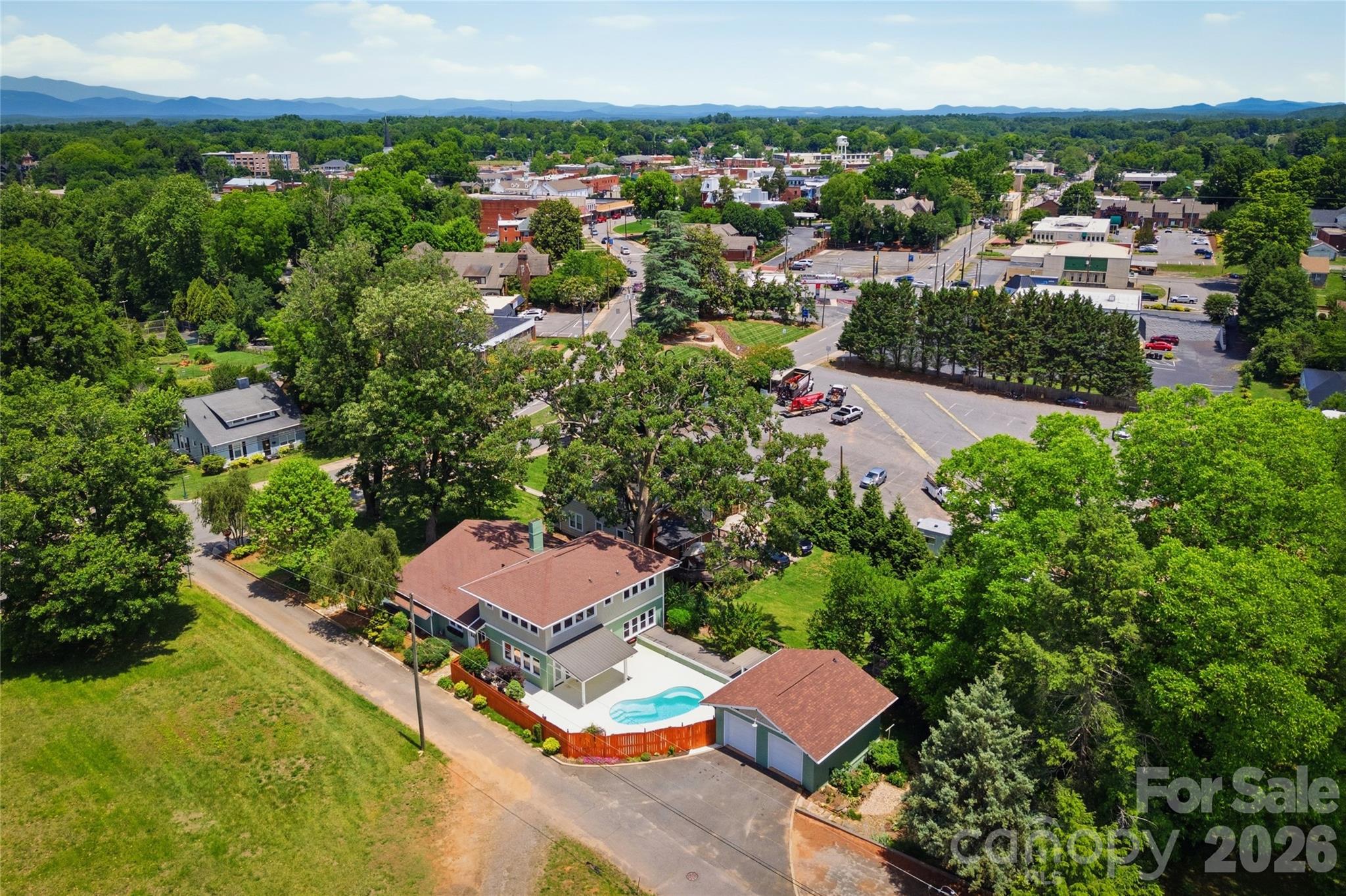 311 West Union Street Morganton, NC 28655 - Photo 10 of 46