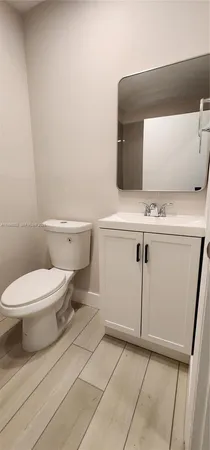 $2,400 | 800 Southwest 10th Avenue, Unit 810, Hallandale Beach, FL 33009