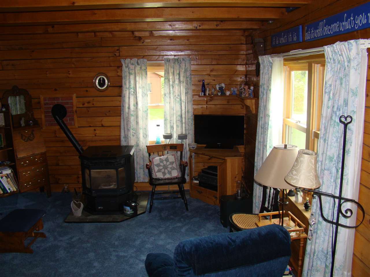 2055 Watkins Hill Road Poultney, VT 05764 - Photo 4 of 31