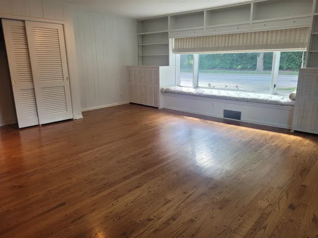 $299,000 | 705 Woodlane Avenue, Rockford, IL 61107