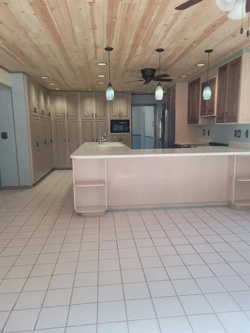 $299,000 | 705 Woodlane Avenue, Rockford, IL 61107