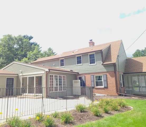 $299,000 | 705 Woodlane Avenue, Rockford, IL 61107