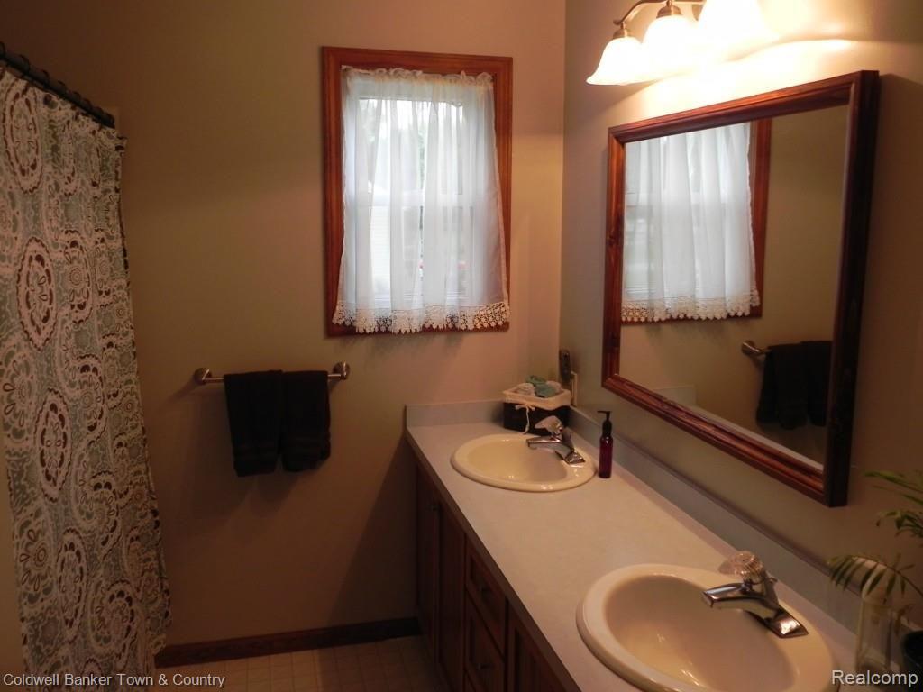 4950 Meridian Road Williamston, MI 48895 - Photo 20 of 34