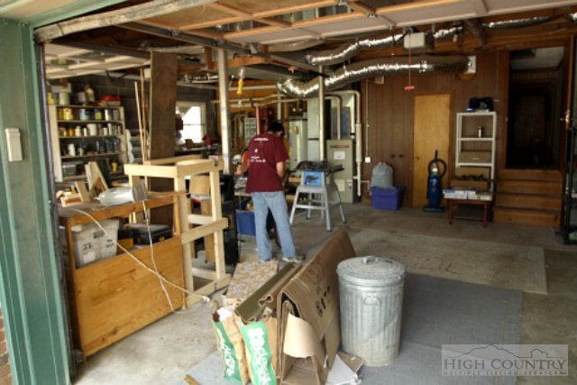 670 7 Oaks Road Boone, NC 28607 - Photo 3 of 14 Gallery Image 3