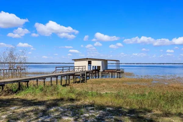 $2,295,000 | 13311 Southeast Sunset Harbor Road, Weirsdale, FL 32195