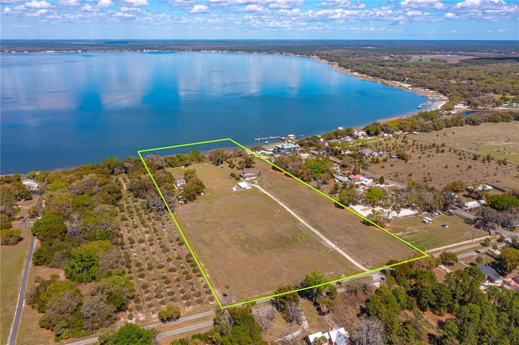 13311 Southeast Sunset Harbor Road Weirsdale, FL 32195 - Photo 5 of 26