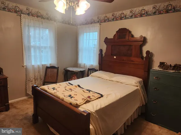 $300,000 | 2130 West Main Street, Ephrata, PA 17522