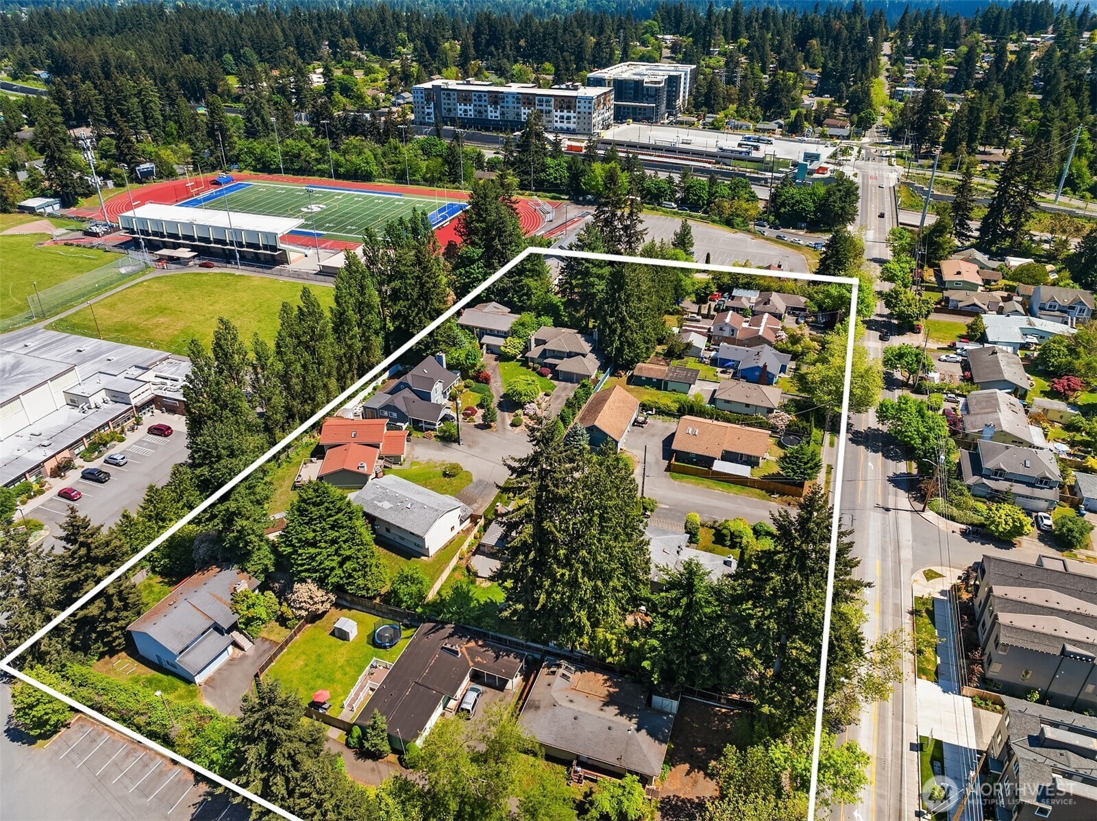 320 Northeast 185th Street Shoreline, WA 98155 - Photo 22 of 39