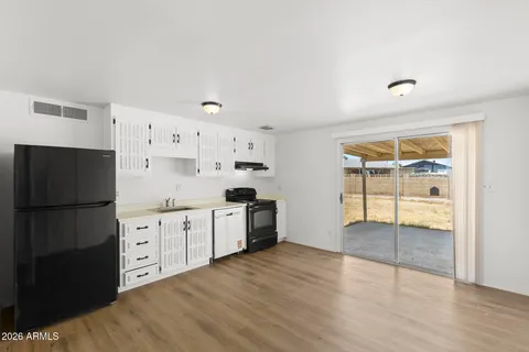 $299,900 | 6964 West Hubbell Street, Phoenix, AZ 85035