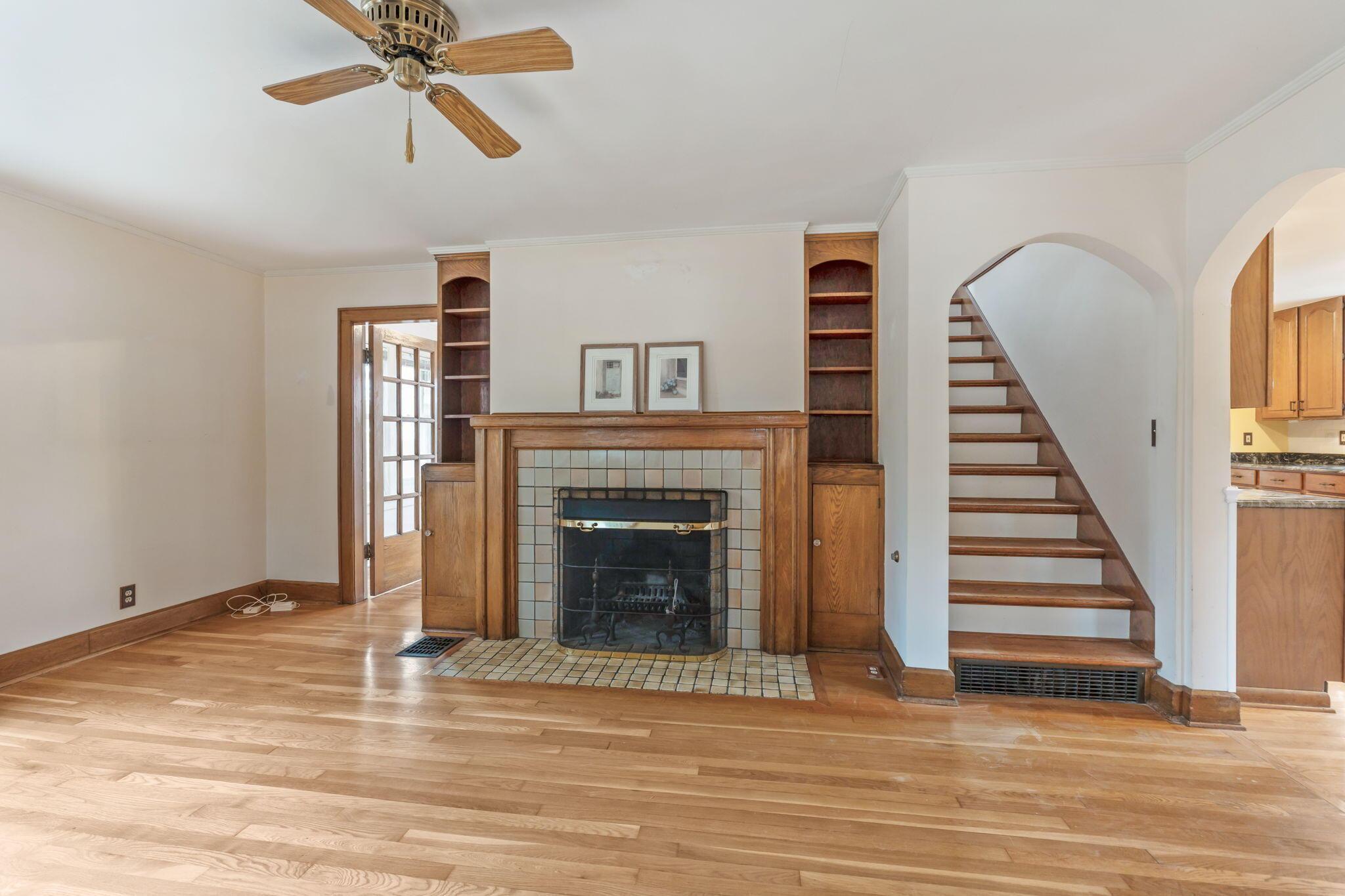 4419 Reed Road Columbus, OH 43220 - Photo 5 of 43 4419 Reed Rd (Interior)-4