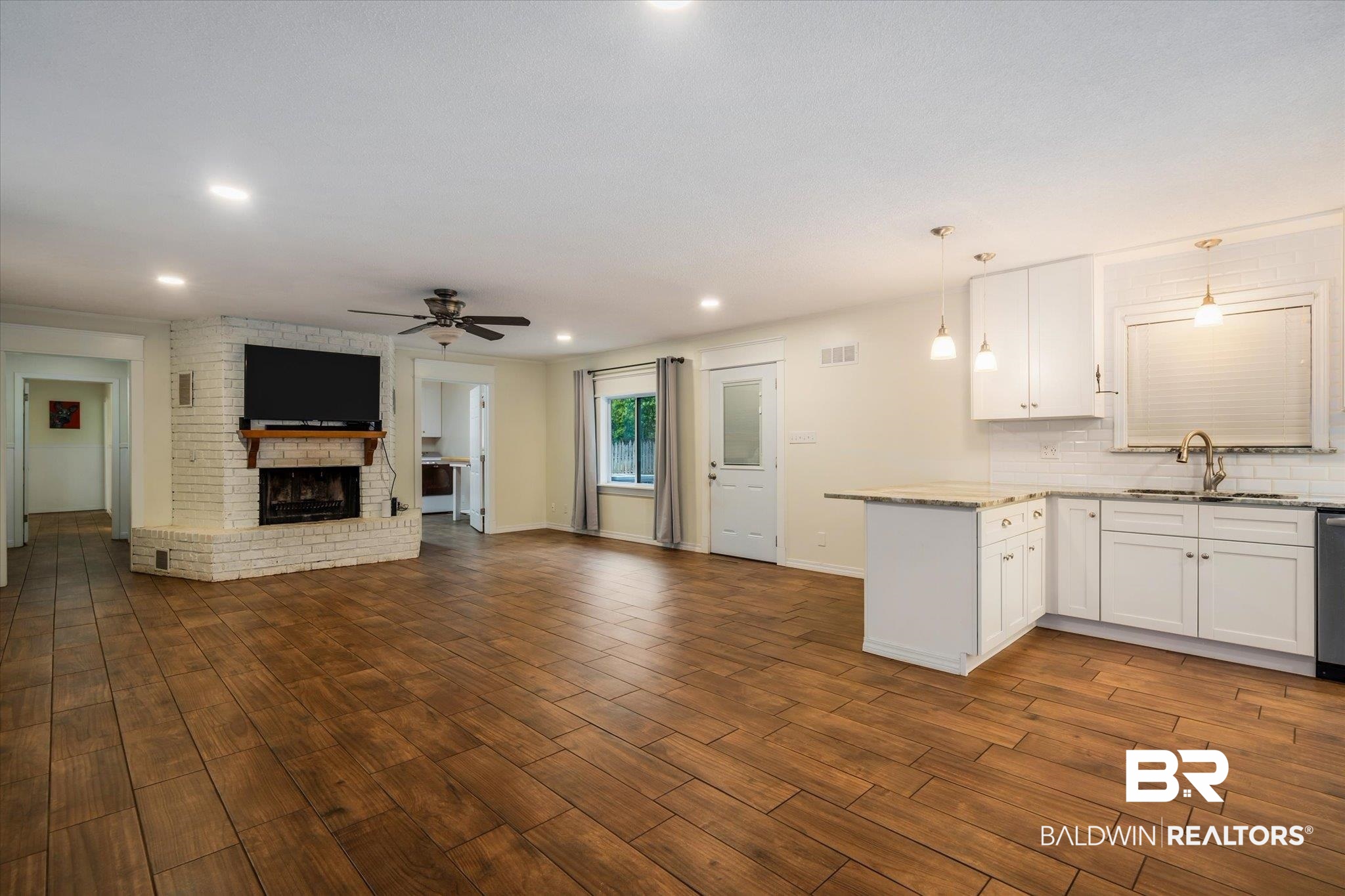 513 Spanish Main Daphne, AL 36527 - Photo 5 of 26