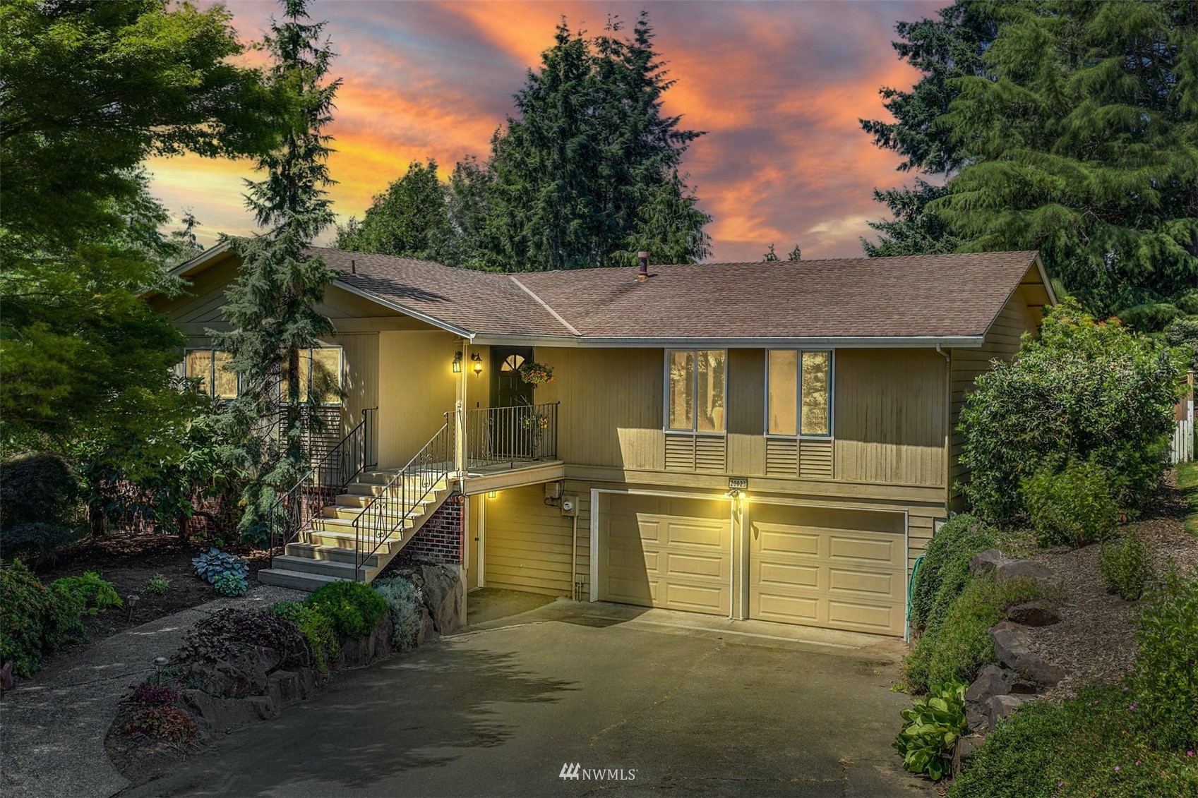 20023 103rd Court Northeast Bothell, WA 98011 - Photo 1 of 32 Gallery Image 1