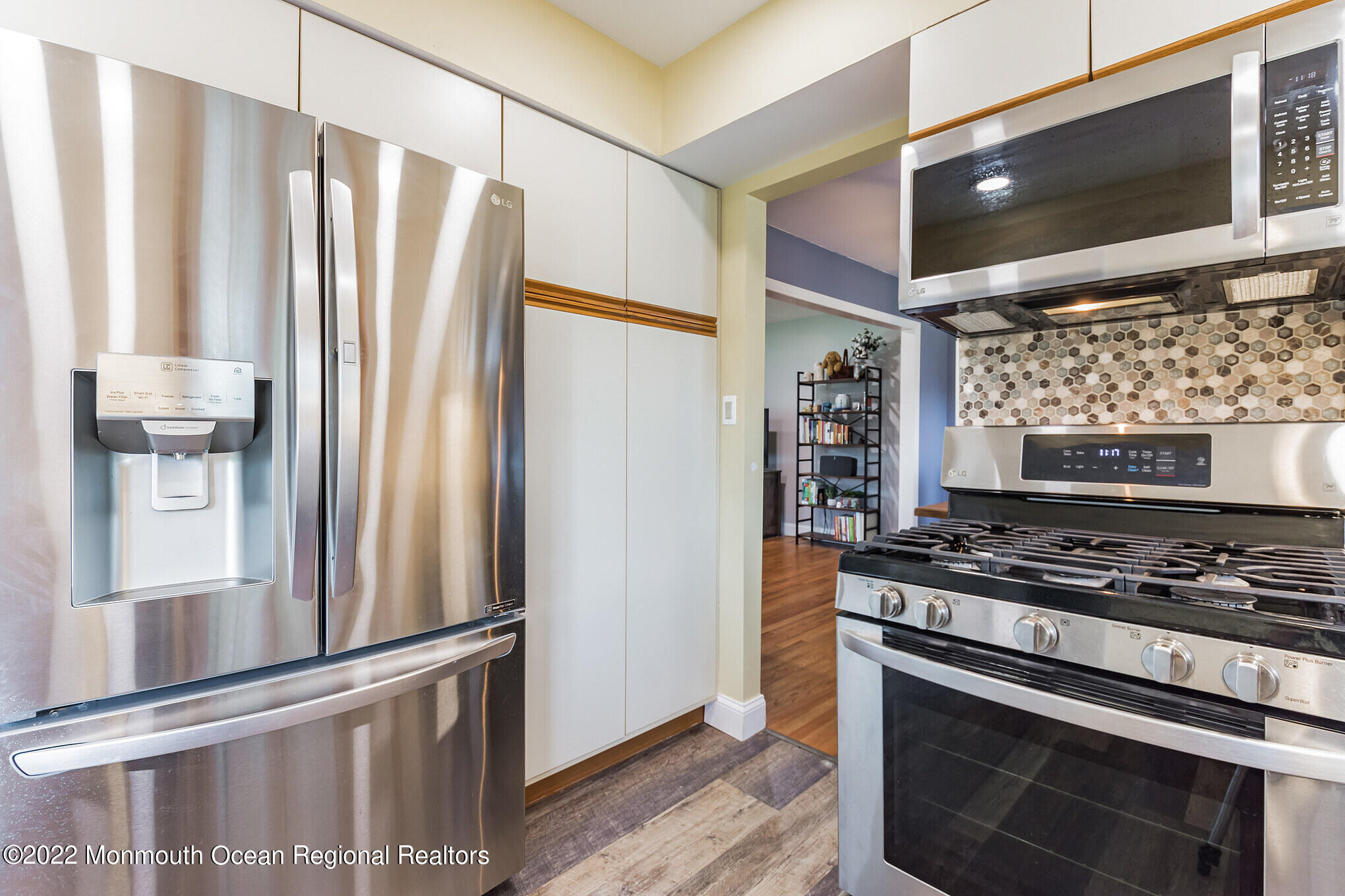 26 Ivy Road Freehold, NJ 07728 - Photo 7 of 27 DSC_0096-11565429