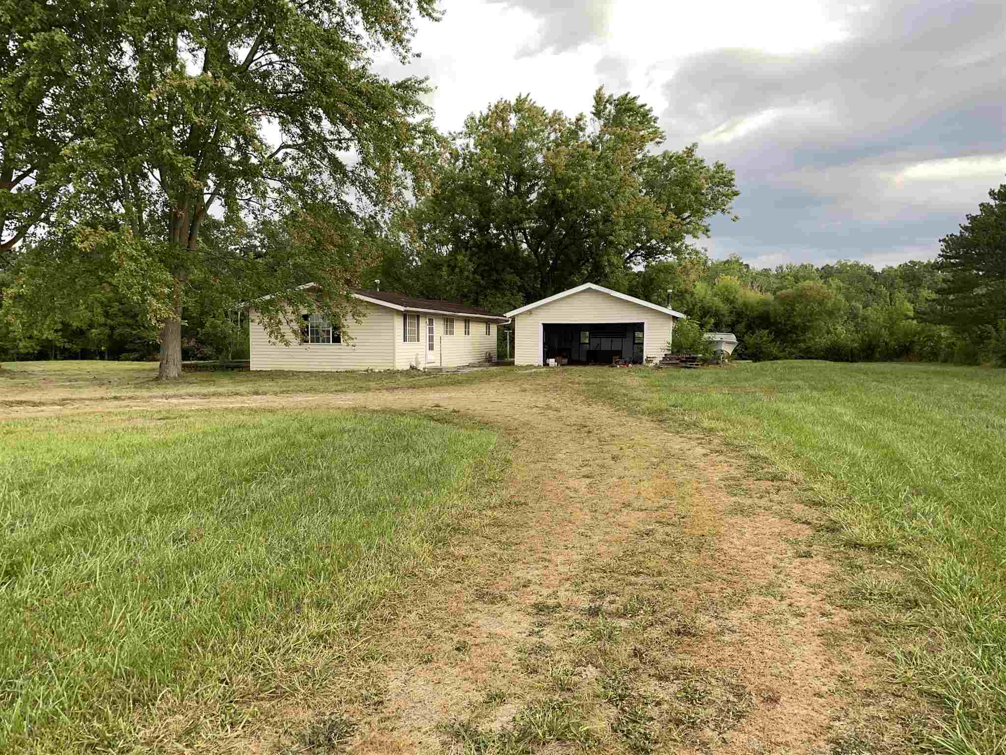 2811 East Us Highway Decatur, IN 46733 - Photo 3 of 13