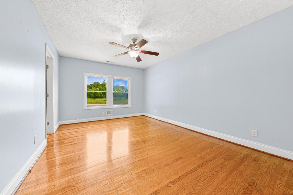 3100 Powdersville Road Easley, SC 29642 - Photo 14 of 46