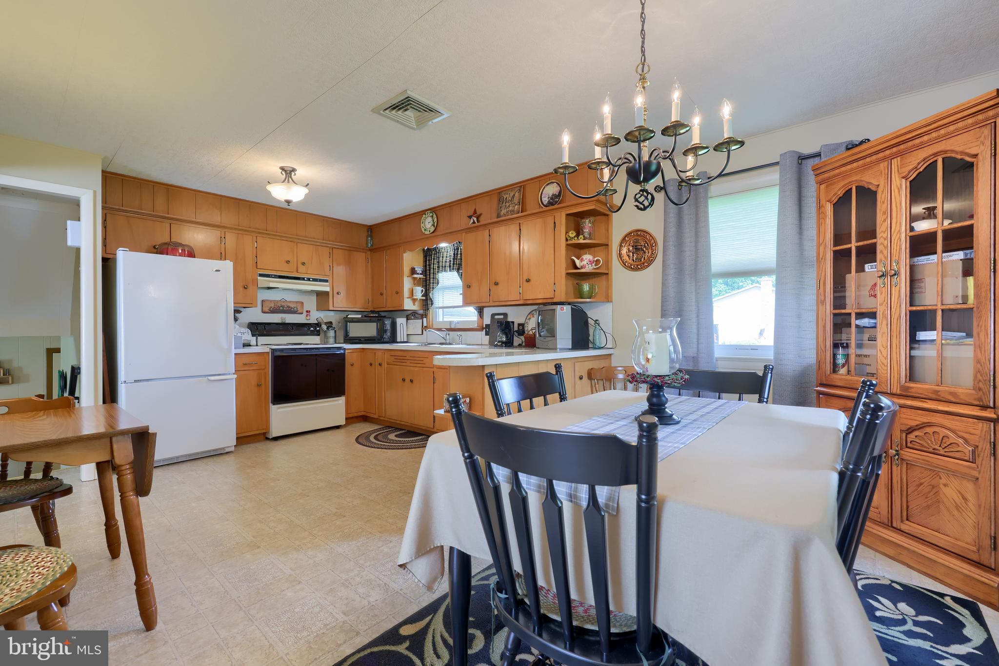 313 Lampeter Road Lancaster, PA 17602 - Photo 36 of 49 Gallery Image 36