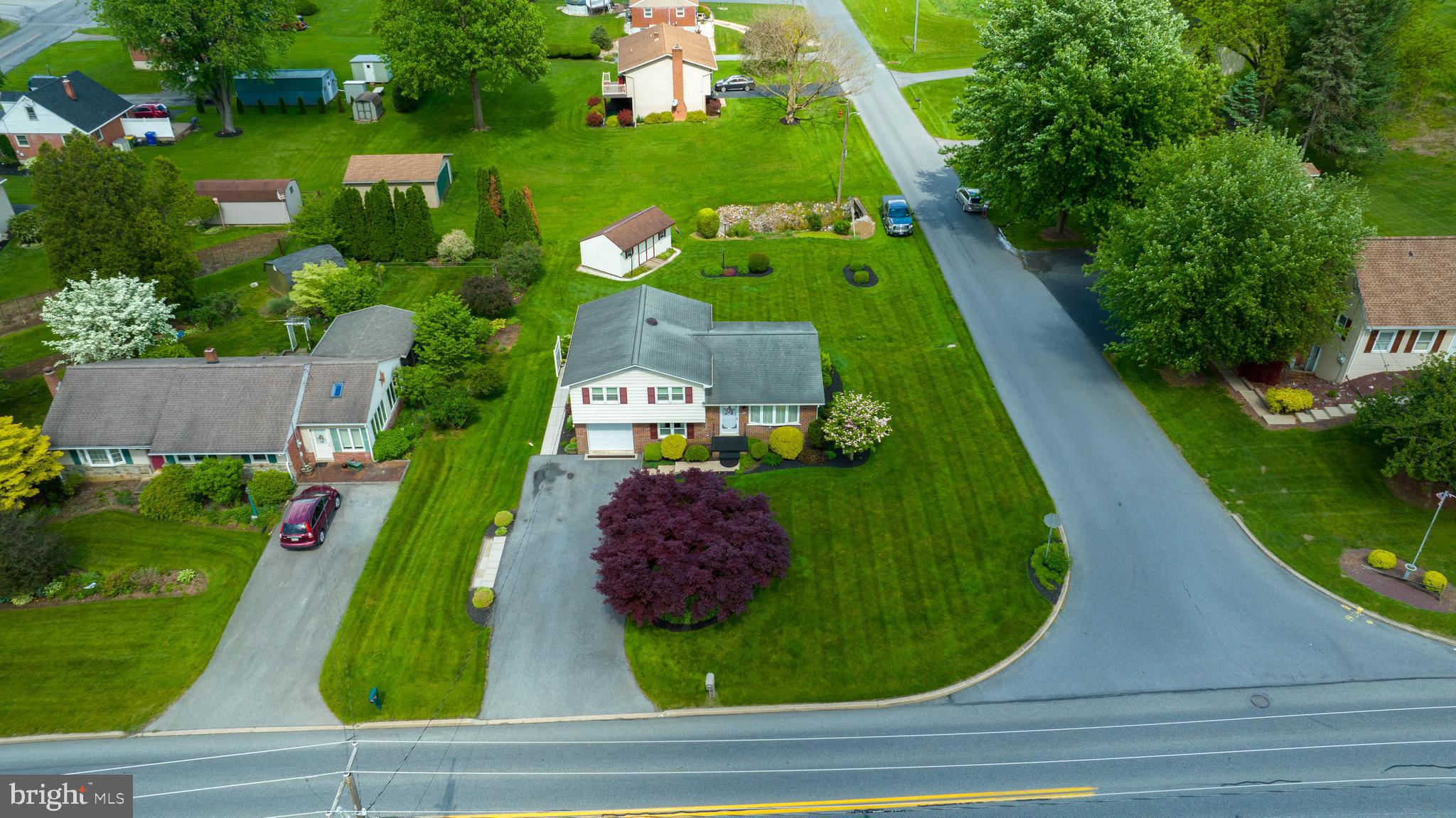 313 Lampeter Road Lancaster, PA 17602 - Photo 7 of 49 Gallery Image 7