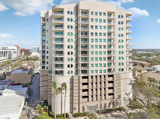 $5,500 | 1771 Ringling Boulevard, Unit 1001, Sarasota, FL 34236