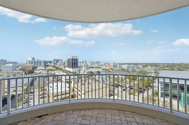 $5,500 | 1771 Ringling Boulevard, Unit 1001, Sarasota, FL 34236