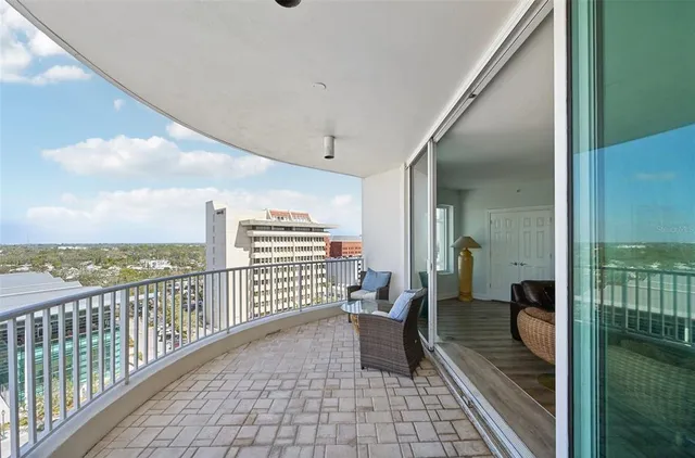 $5,500 | 1771 Ringling Boulevard, Unit 1001, Sarasota, FL 34236