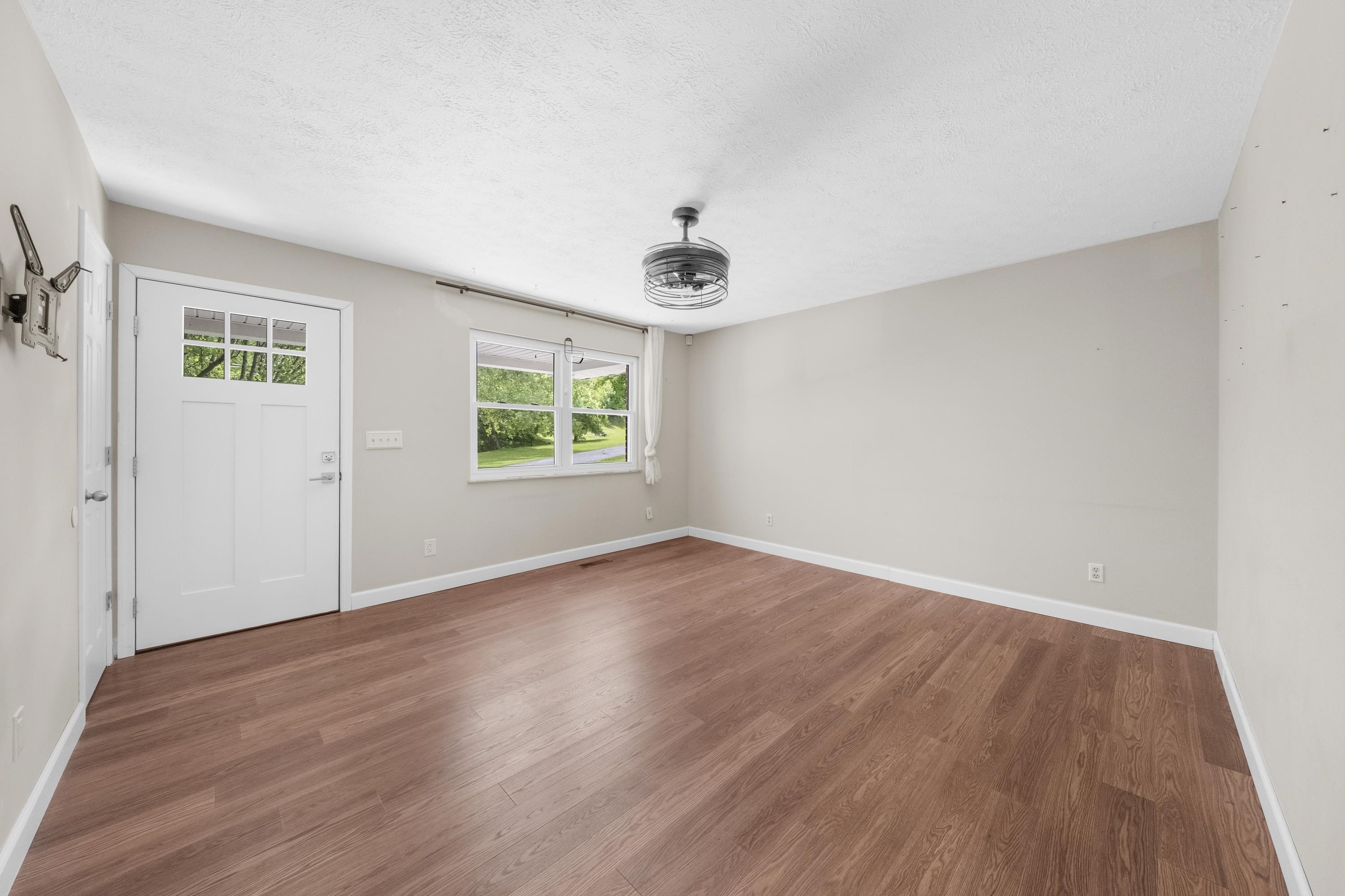 162 West Meadowbrook Road Ashland, KY 41102 - Photo 18 of 45