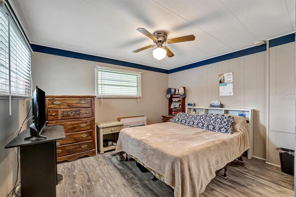 122 East St Annes Circle Apollo Beach, FL 33572 - Photo 13 of 32