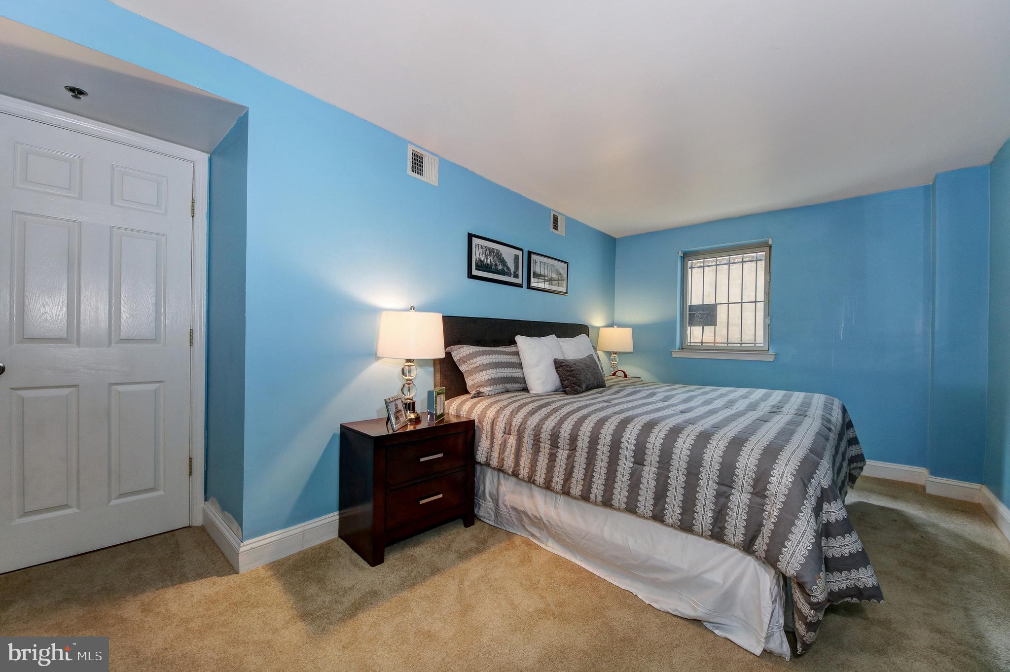 1621 T Street Northwest, Unit T2 Washington, DC 20009 - Photo 10 of 41 Owner bedroom