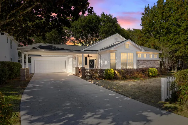 $446,500 | 4317 American Poets Drive, Niceville, FL 32578