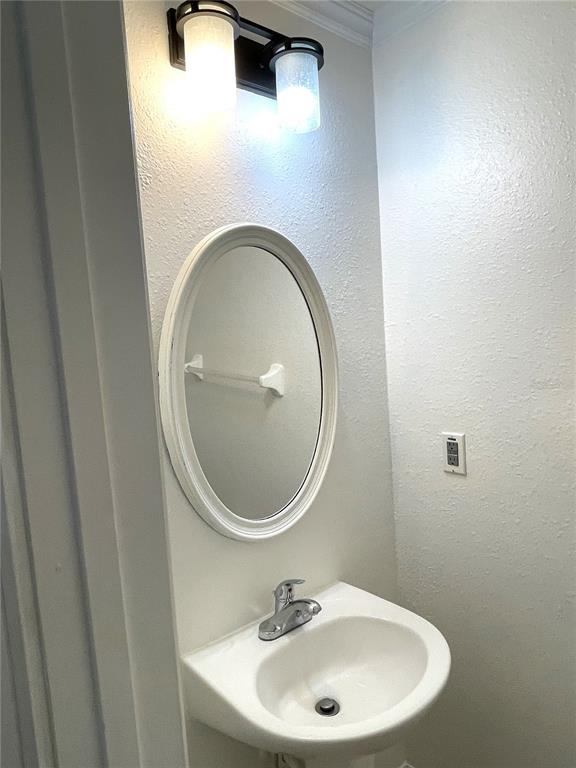 4282 Morton Court Lakeland, FL 33813 - Photo 53 of 72 a bathroom with a sink and a mirror