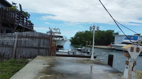 a view of a terrace with sitting area