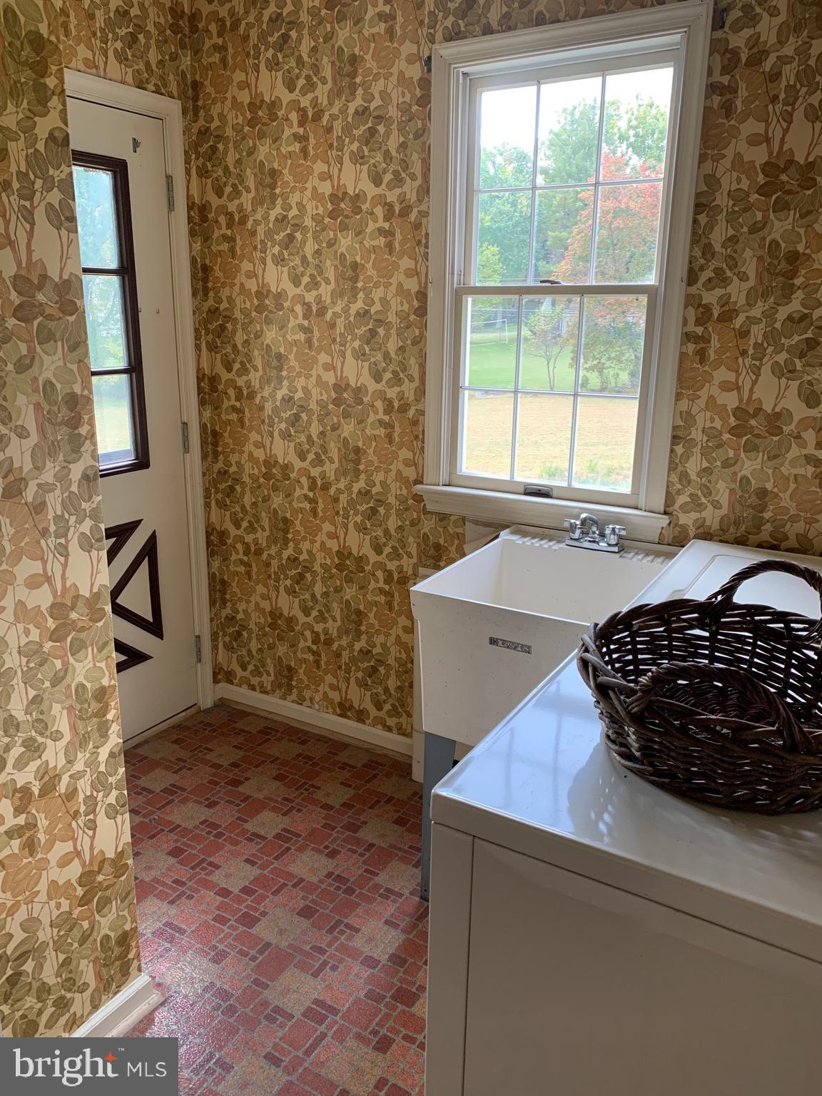 1390 Revelation Road Jenkintown, PA 19046 - Photo 23 of 73 Laundry Room