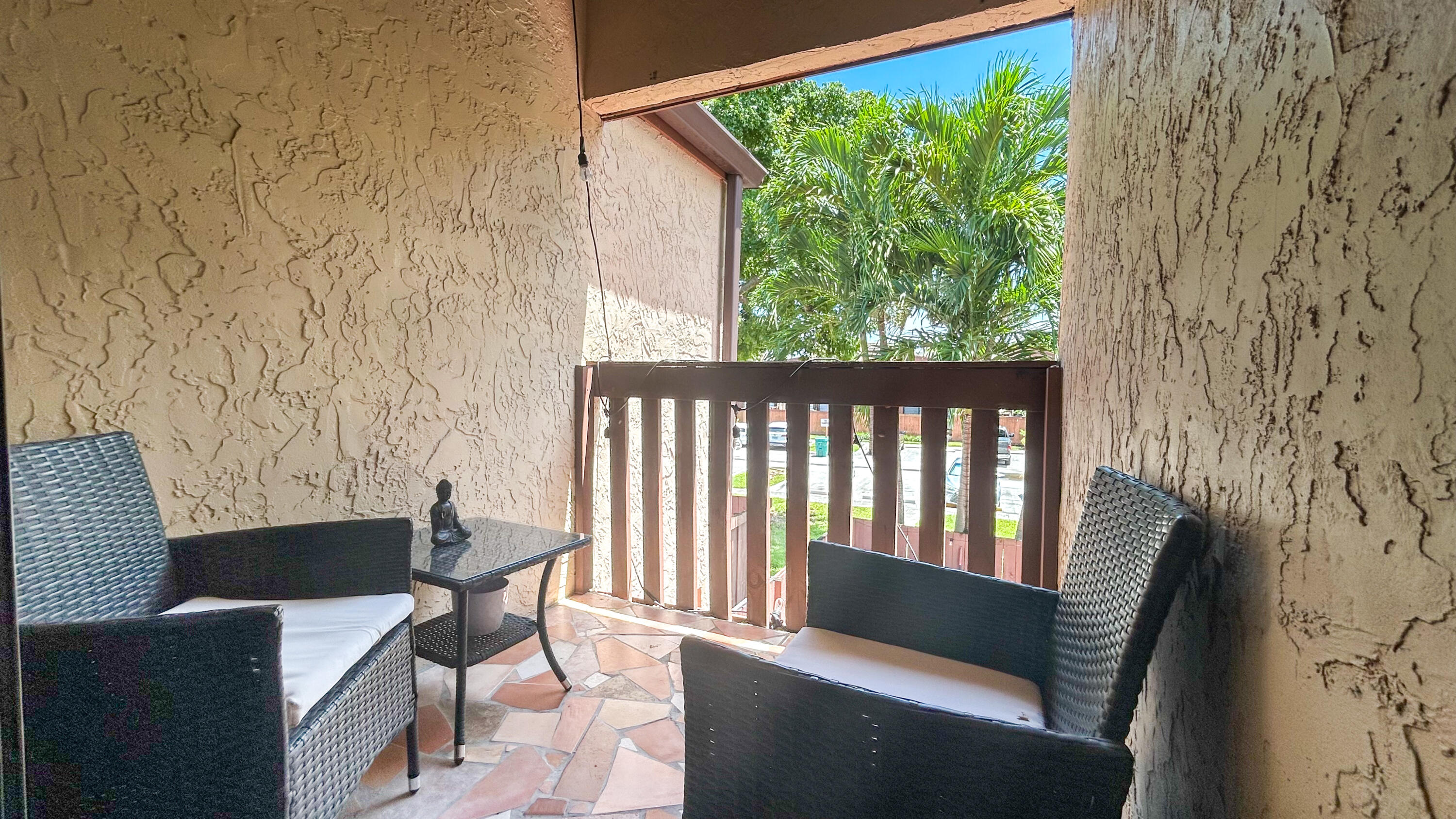 7019 Southwest 115th Place, Unit F31 Miami, FL 33173 - Photo 15 of 26 Porch