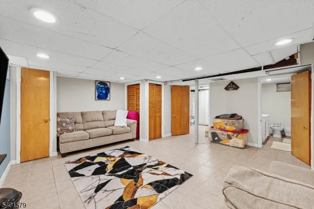 $480,000 | 2563 Jackson Avenue, Union, NJ 07083