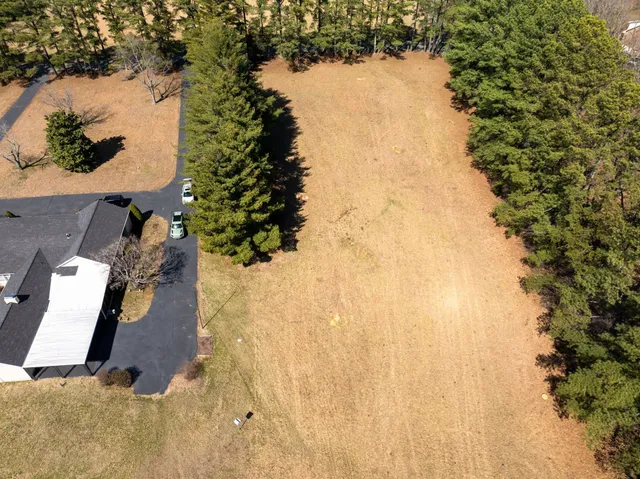 $159,000 | 2 Old Pond Lane, Dickson, TN 37055