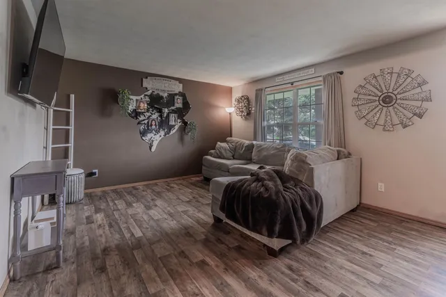 $255,000 | 11373 Valerian Way, Roscoe, IL 61073