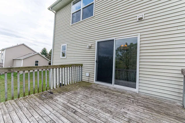 $255,000 | 11373 Valerian Way, Roscoe, IL 61073