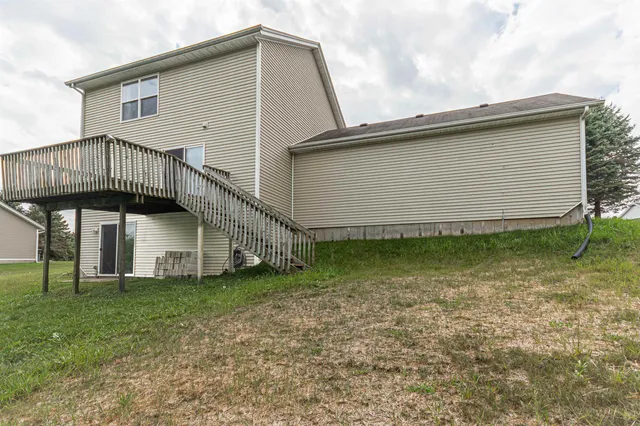 $255,000 | 11373 Valerian Way, Roscoe, IL 61073