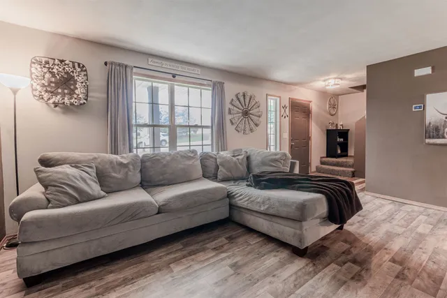 $255,000 | 11373 Valerian Way, Roscoe, IL 61073