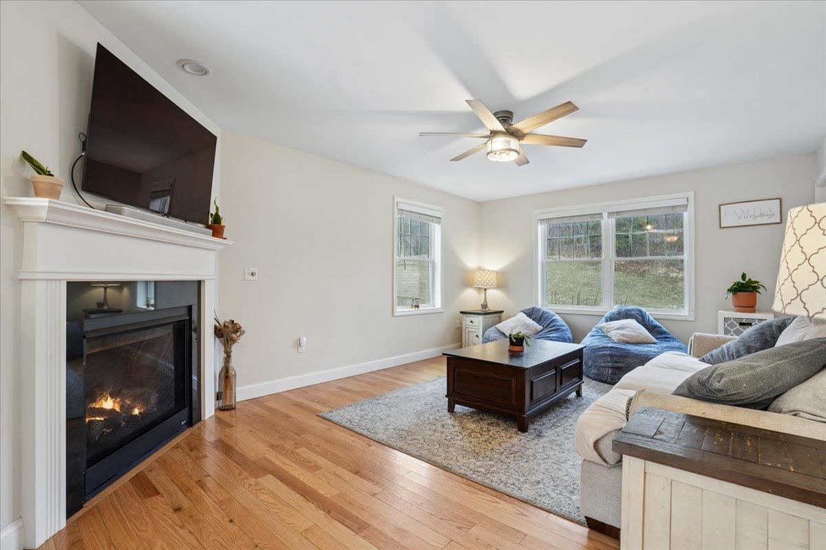 36 Dow Road Mont Vernon, NH 03057 - Photo 9 of 44 Gallery Image 9