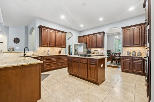 $620,000 | 1114 Commons Waterway Drive, Huffman, TX 77336