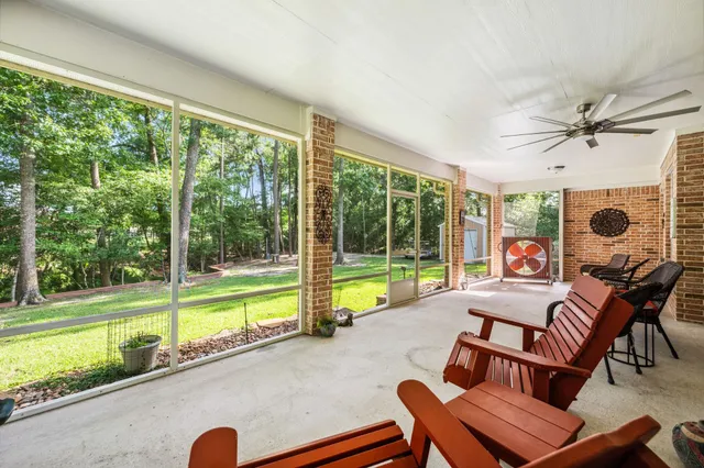 $620,000 | 1114 Commons Waterway Drive, Huffman, TX 77336