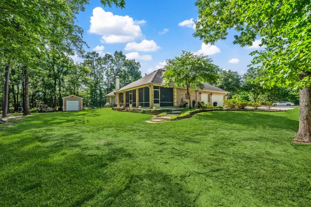 $620,000 | 1114 Commons Waterway Drive, Huffman, TX 77336